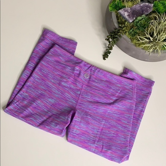 Scorpio Sol Cropped yoga Pant legging lilac small women’s activewear - Picture 2 of 8